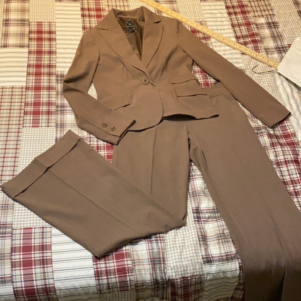 Formal Suit - image 1